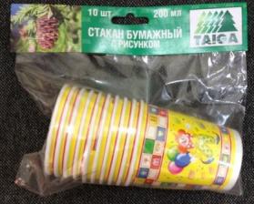 Бумажный стакан с рис. 